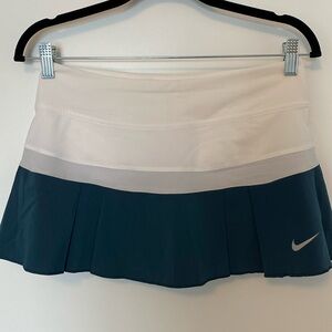 Nike Tennis white and blue skirt size S